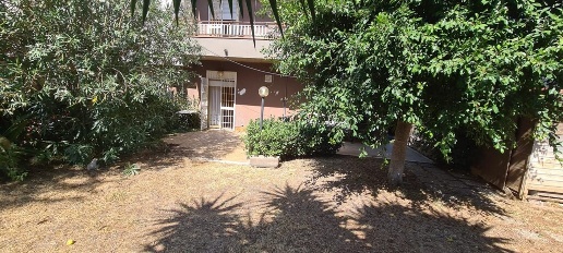 Foto Appartamento in Via M. Rapisardi 1, Aci Castello Centro con 3 locali