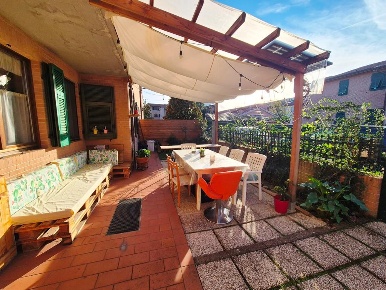 Foto Appartamento a Sovicille di 81 m² con 4 locali in vendita