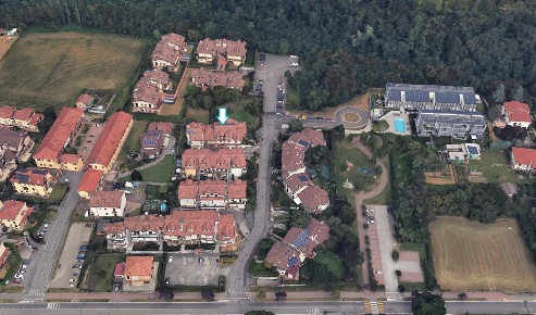 Foto Villa unifamiliare a Usmate Velate Velate di 345 m² con 5 locali