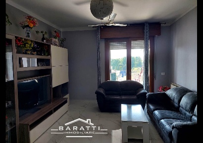 Foto Appartamento a Suzzara Centro di 100 m² con 3 locali in vendita