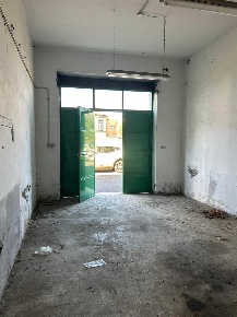 Foto Magazzino a Tuscania di 46 m² con 2 locali in affitto