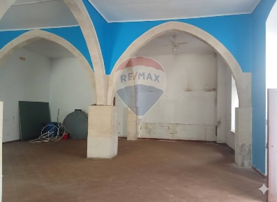 Foto Locale commerciale in Via Milano 42, Vittoria Centro di 134 m²