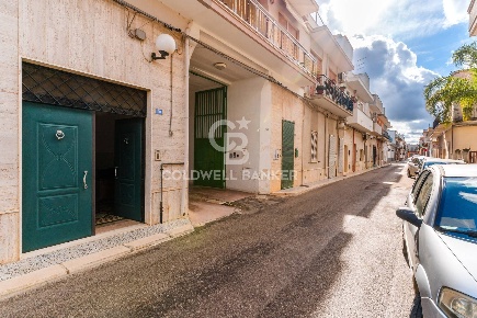 Foto Appartamento in Via XX Settembre, San Michele Salentino di 197 m²