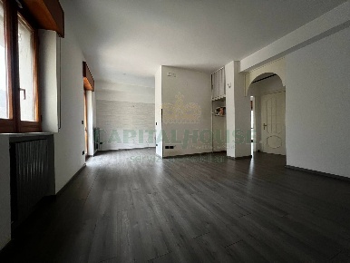 Foto Appartamento in Via Luigi Landolfi, Solofra Centro di 80 m² in vendita