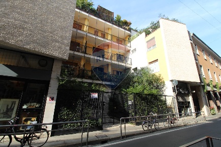 Foto Appartamento in via Savona, Milano Solari di 55 m² con 2 locali