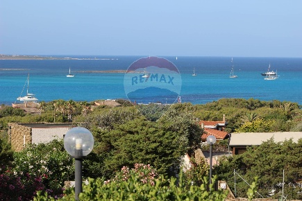 Foto Appartamento in Via Cala Sabina, Stintino Centro di 60 m² con 3 locali