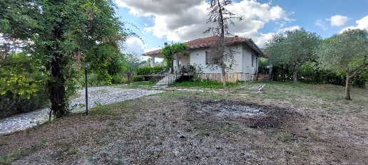 Foto Casa indipendente in contrada parzano, Ariano Irpino di 90 m²