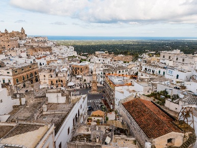 Foto Casa indipendente in Via Renato Imbriani, Ostuni di 180 m² in vendita