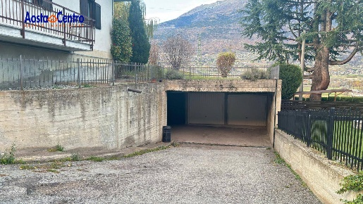 Foto Box in Località Capoluogo, Pollein Centro di 14 m² con 1 locali