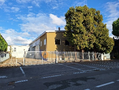 Foto Capannone industriale in via Salvo D'Acquisto, Castellanza di 539 m²