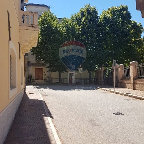 Foto Box in via santa caterina, Foligno Centro Storico di 20 m² in vendita