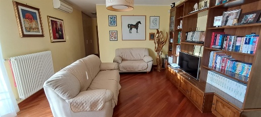 Foto Appartamento in via rutigliano 41, Casamassima di 70 m² con 3 locali