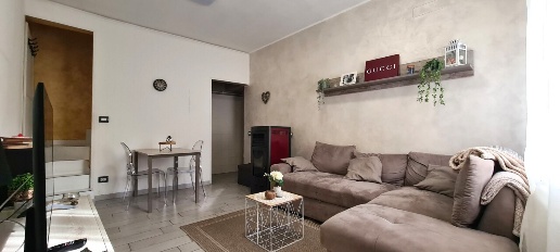 Foto Appartamento in Via Giuseppe Verdi, Borgosatollo Centro di 244 m²