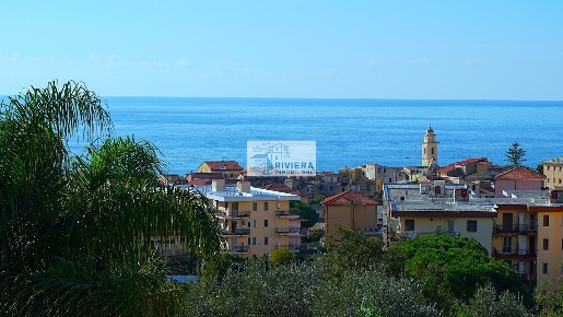 Foto Villa unifamiliare in Via Giulio Cesare 2, Santo Stefano al Mare