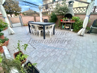 Foto Appartamento in Via Monte San Daniele, Cecina Cecina Centro di 115 m²