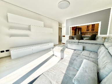 Foto Appartamento in Via Carlo NoÃ¨ 1, Cassano Magnago di 102 m² in affitto