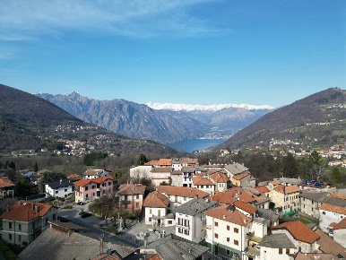 Foto Casa indipendente in Via Filippo Turati 2, Alta Valle Intelvi