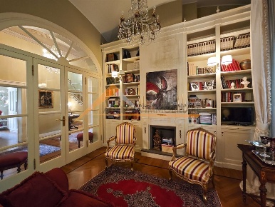 Foto Villa unifamiliare a Ravenna di 540 m² con 13 locali in vendita