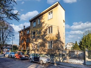 Foto Appartamento in Via Umbria, Monza San Giuseppe di 110 m² con 4 locali