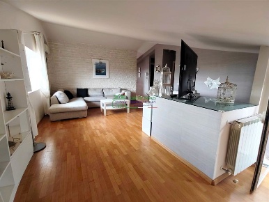 Foto Mansarde a Ragusa Nunziata - Pianetti di 120 m² con 4 locali