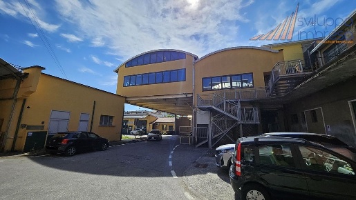 Foto Capannone industriale in Via Pasubio, Monza San Rocco di 580 m²