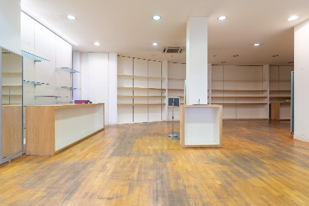 Foto Locale commerciale a Empoli Centro Storico di 150 m² con 1 locali