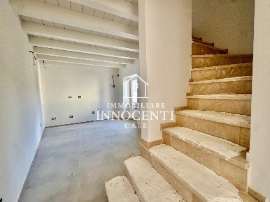 Foto Casa indipendente a Massa Turano di 75 m² con 3 locali in vendita