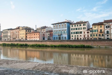 Foto Locale commerciale a Pisa Sant'Antonio di 50 m² con 2 locali