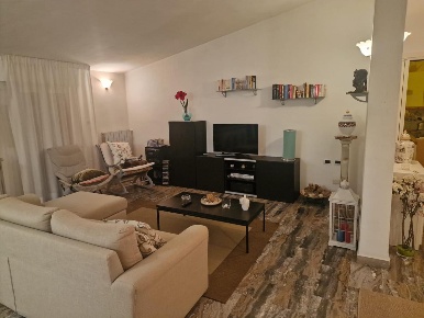 Foto Appartamento a Massa Bondano - Partaccia di 106 m² con 6 locali