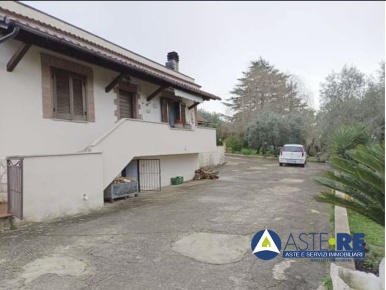 Foto Rustico in Via Carpinetana n.42 Km 36500, Maenza di 133 m² in vendita