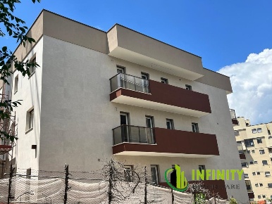 Foto Appartamento in Via Lazazzera, Matera Centro di 96 m² con 5 locali