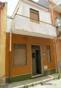 Foto Casa indipendente in via Parrino, Pachino Centro di 76 m² con 3 locali