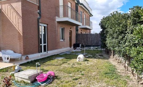 Foto Appartamento in Via Ravenna, Porto Sant'Elpidio Centro di 97 m²