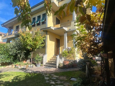 Foto Appartamento in Via Di Vittorio, Podenzano Centro di 160 m² in vendita