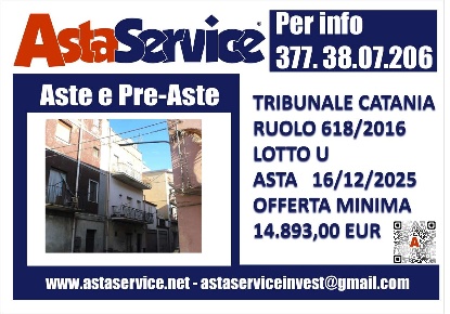 Foto Appartamento in Via Giovanni Verga 36, Adrano di 81 m² con 4 locali