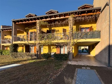 Foto Appartamento in Via del Legorino 15, Sesto Calende di 85 m² in vendita