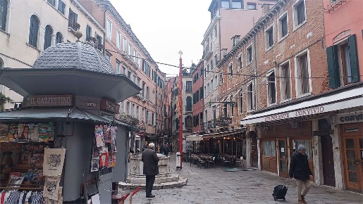 Foto Negozio in Campo San filippo e Giacomo, Venezia San Marco di 20 m²