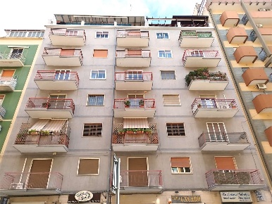 Foto Appartamento in GIULIO PETRONI  32, Bari Carrassi di 125 m² in vendita