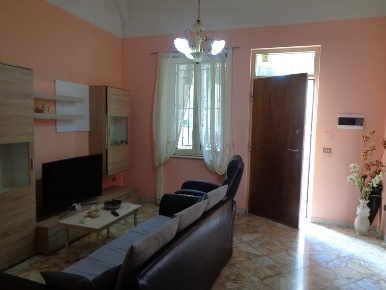 Foto Case indipendenti in Piazza Diaz, Palo del Colle Centro di 100 m²