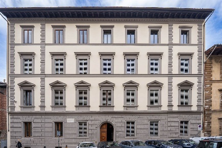 Foto Appartamento a Firenze D'Azeglio di 184 m² con 6 locali in affitto