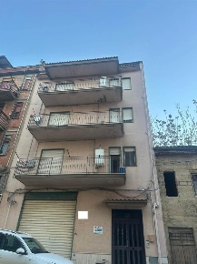 Foto Appartamento a Naro di 542 m² con 18 locali in vendita