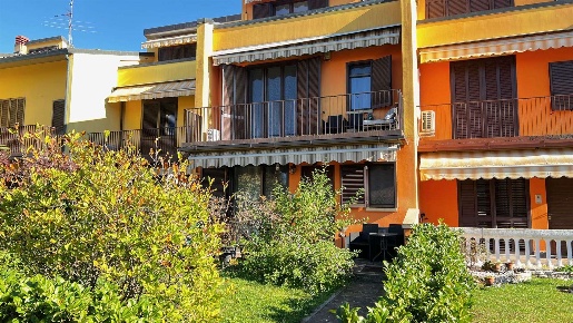Foto Villa a schiera a Zanica Centro di 124 m² con 5 locali in vendita