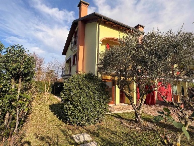 Foto Villa bifamiliare in via quattroca 18, Vigonza Sant'Andrea di 138 m²
