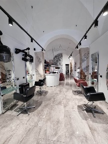 Foto Negozio in Via Umberto 244, Catania Libertà - Stazione di 68 m²