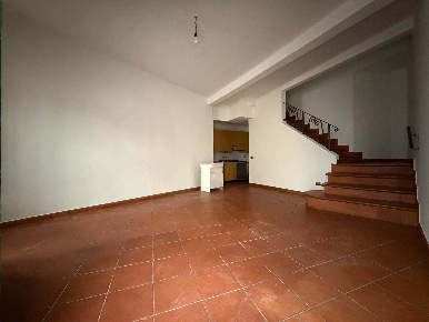 Foto Case indipendenti a Pistoia Centro Storico di 150 m² con 5 locali