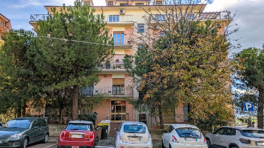 Foto Appartamento a Chieti Chieti Città di 125 m² con 5 locali in vendita