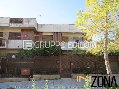 Foto Villa unifamiliare in viale  Artemisio, Manfredonia Centro di 111 m²