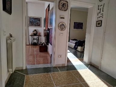 Foto Appartamento a Livorno Calzabigi di 80 m² con 5 locali in vendita