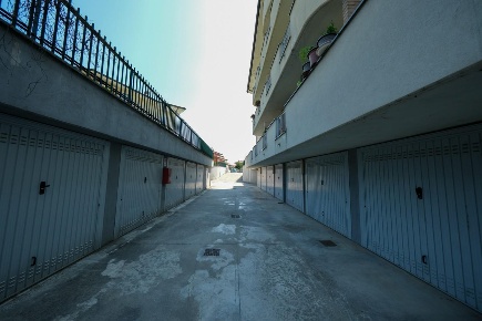 Foto Box a Liscate di 18 m² con 1 locali in vendita