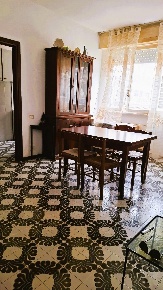 Foto Appartamento a Carrara Marina di Carrara di 56 m² con 3 locali